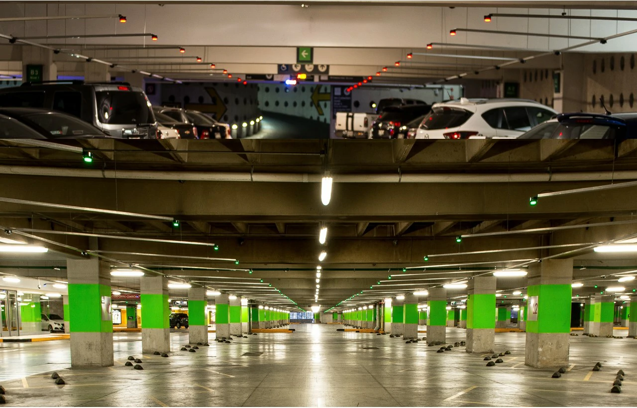 Automated vehicle guidance system for parking lot